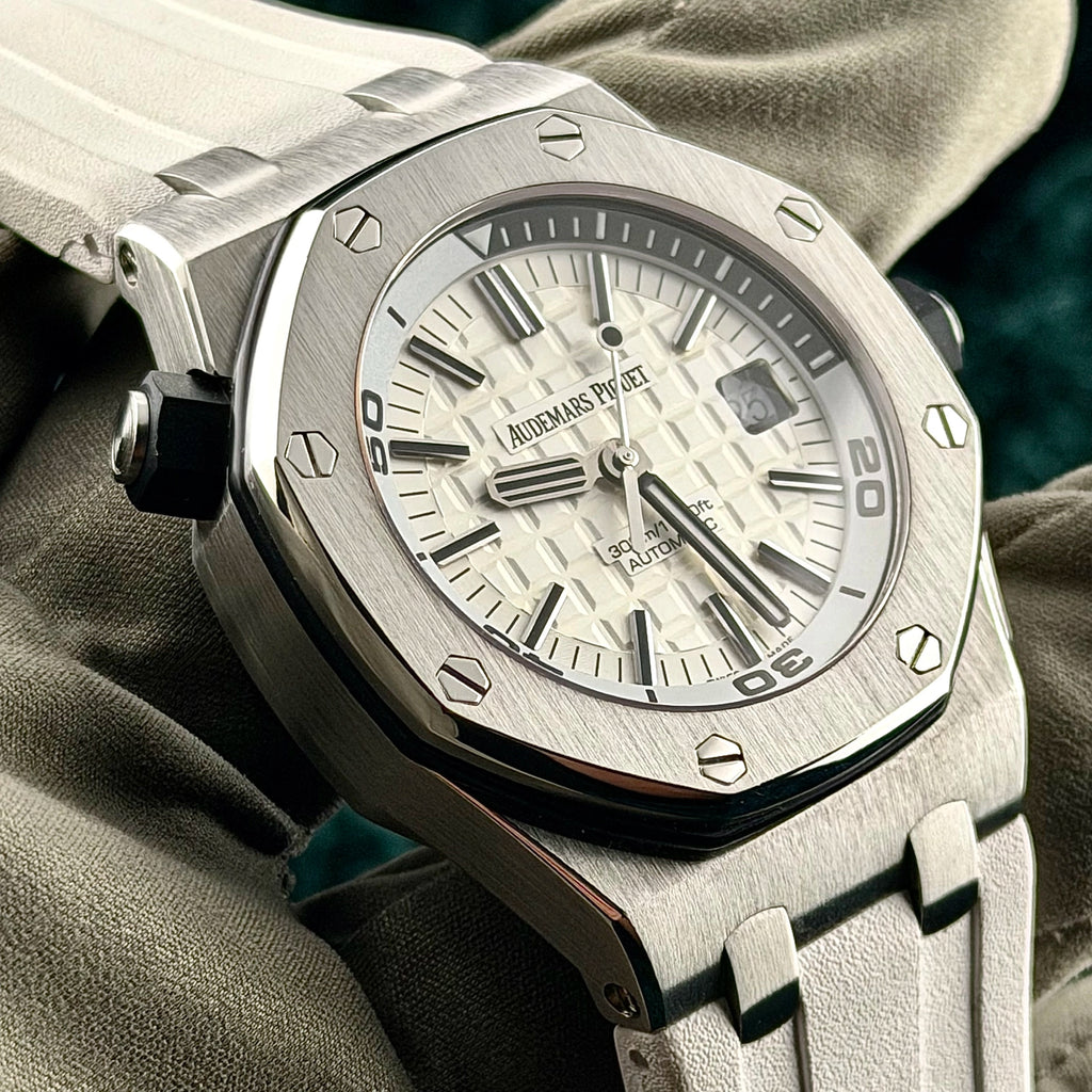Audemars Piguet Royal Oak Offshore Diver 15710ST.OO.A002CA.02 Silver 42mm