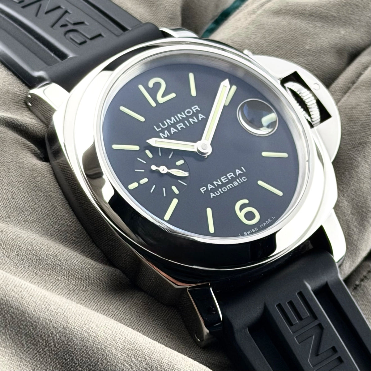 2017 Panerai Luminor Marina PAM00104 Black Arabic Complete 44mm