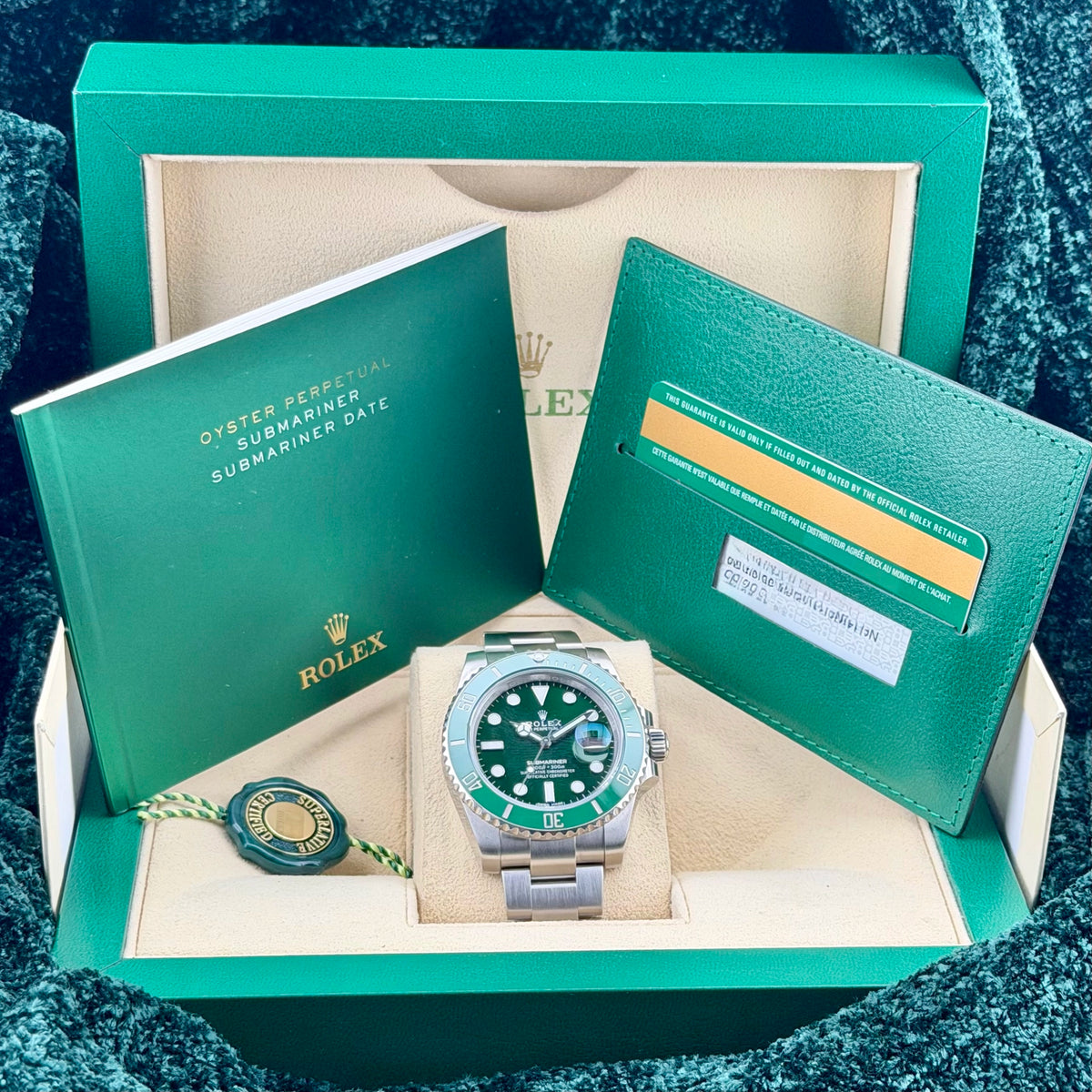 2019 Rolex Submariner Date 116610LV Green Complete 40mm