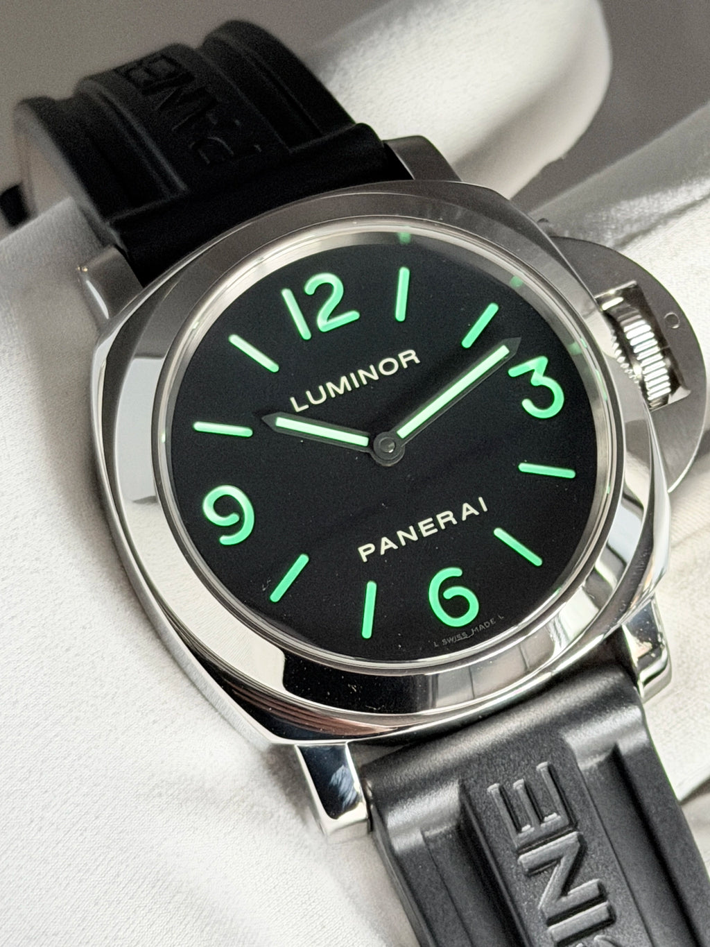 2012 Panerai Luminor Base PAM 00112 Black Papers