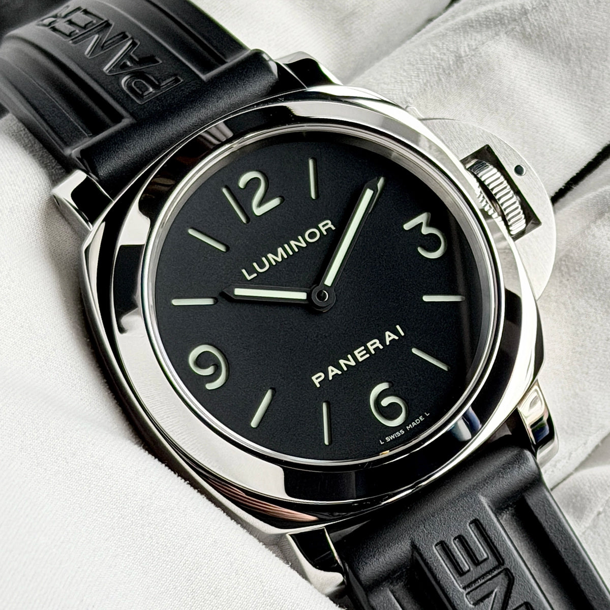 2012 Panerai Luminor Base PAM 00112 Black Papers